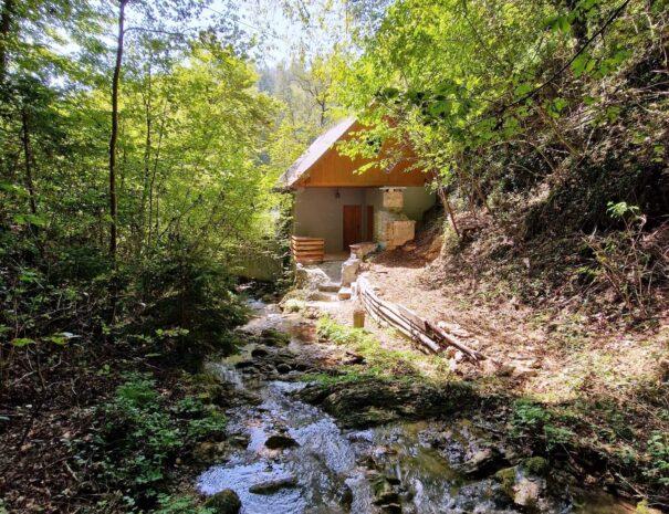 stari-mlin-franja-pocitniska-hisa-najem-turizem (29)